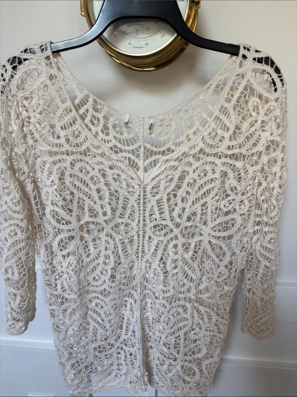 Grand & Greene -- Women's Open Weave Beige Top 3/4 Sleeves Size M